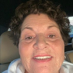 Meet your Posher, Alisa